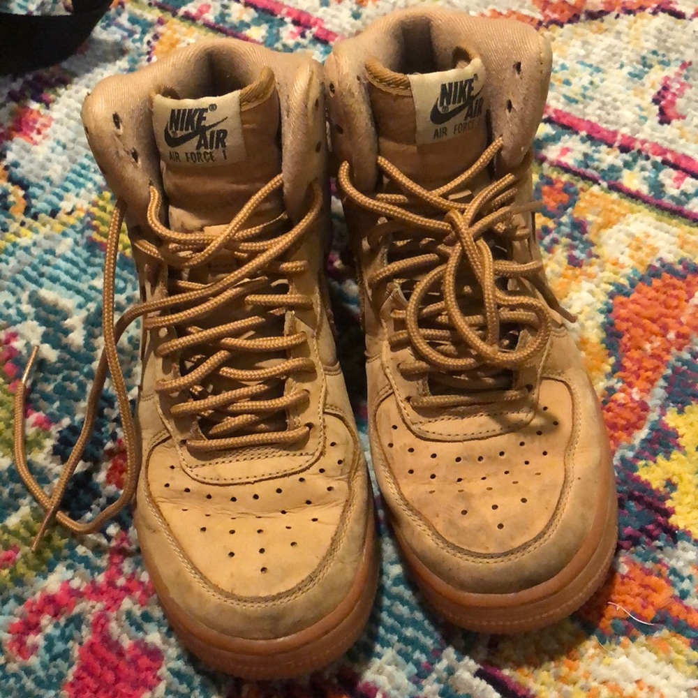 Nike Air Force 1 butters